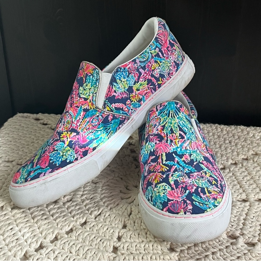 Floral Slip-On Women's Sneakers - Picture 2 of 11